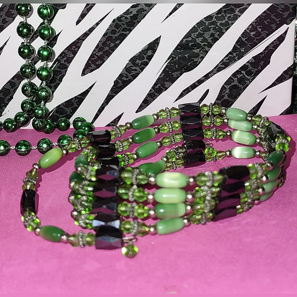 Magnetic Hematite Wrap-around Green & Black Beads Bracelet